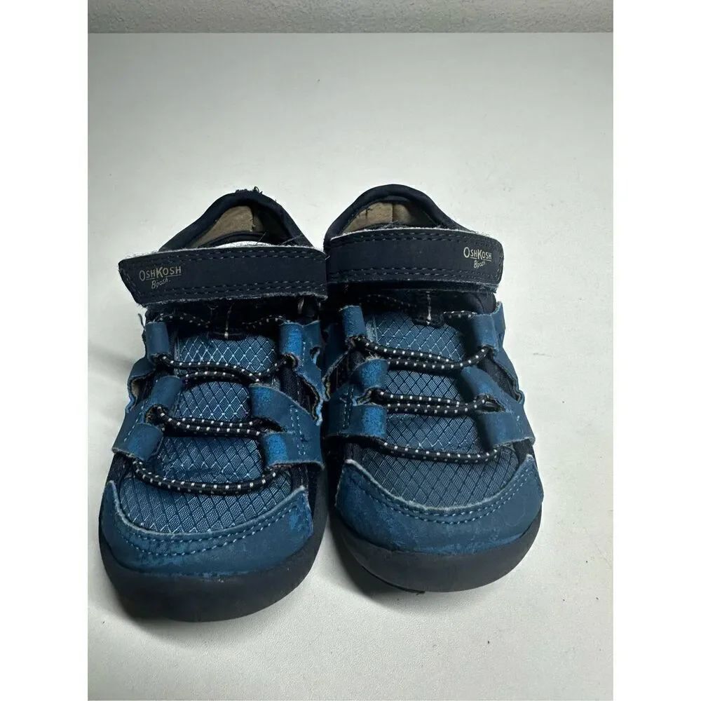 OshKosh Kids Size 8 Shoes Sneakers Closed Toe Sandal-Blue-Adjustable Strap